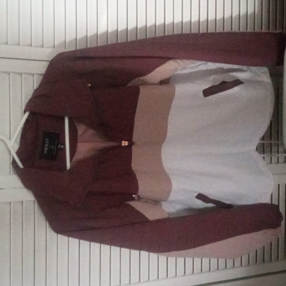 Ashley by 26 international windbreaker XL